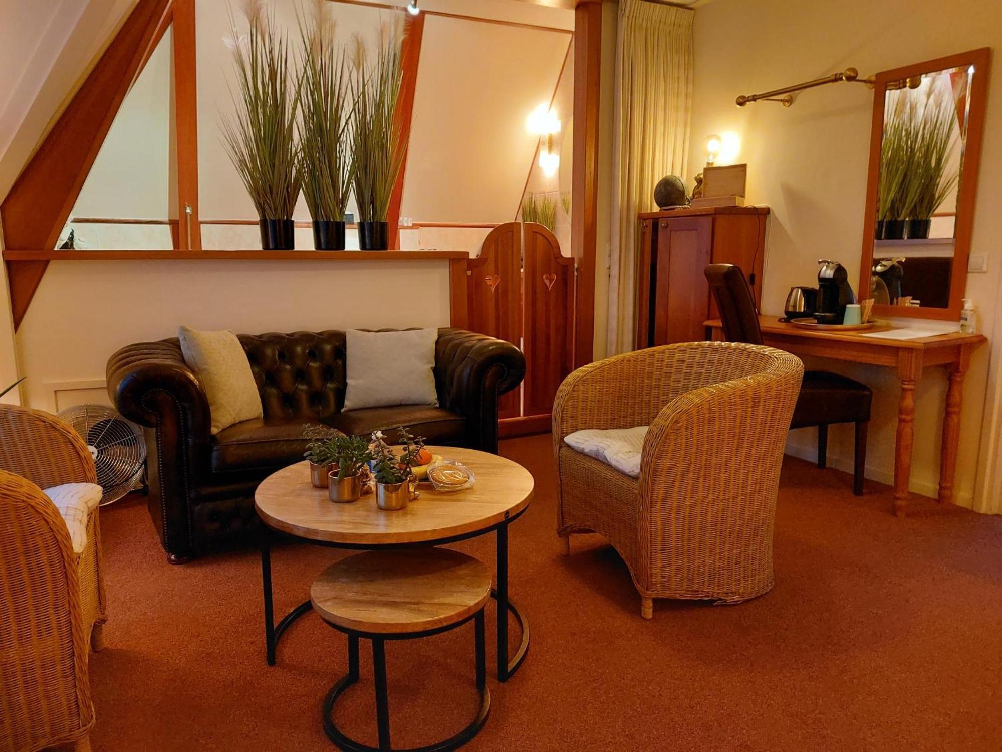 Boetiek Hotel Marum Bagian luar foto